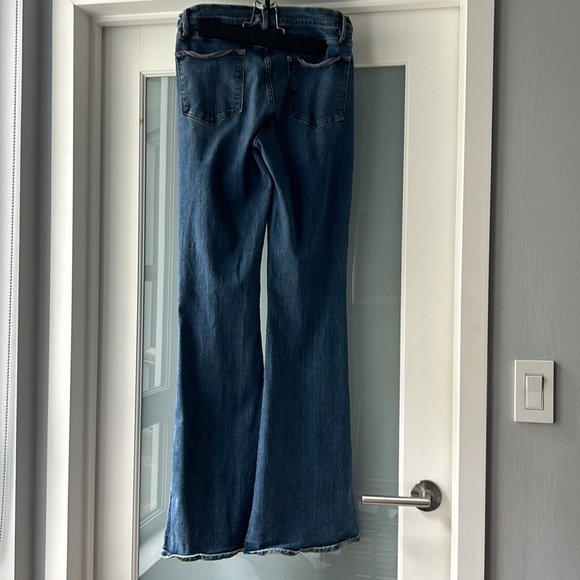 Frame Le High Flare Jeans - Picture 2 of 3